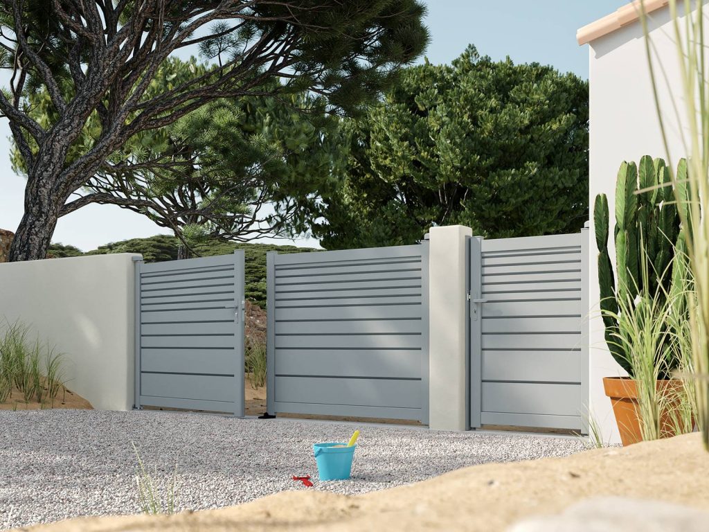 fermeture portail sur mesure Bouches-du-Rhône Vaucluse Gard - Fenêtre sur les Alpilles