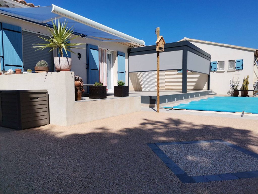 fenêtre PVC sur mesure Gard 30 - Fenêtre sur les Alpilles