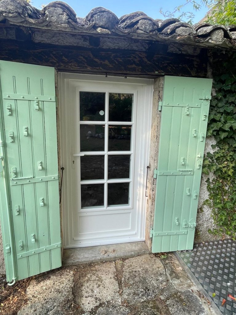 fenêtre bois sur mesure Vaucluse