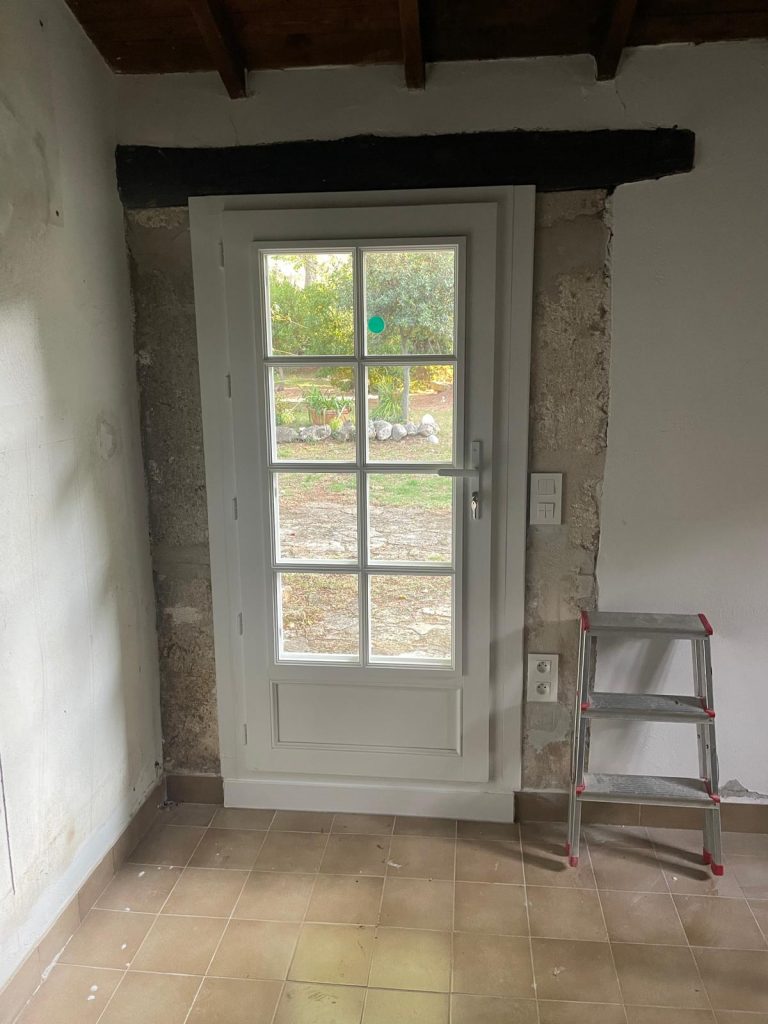 fenetre et porte-fenêtre bois sur mesure Bouches-du-Rhône Vaucluse Gard