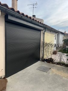 porte de garage enroulable aluminium Bouches-du-Rhône Vaucluse Gard